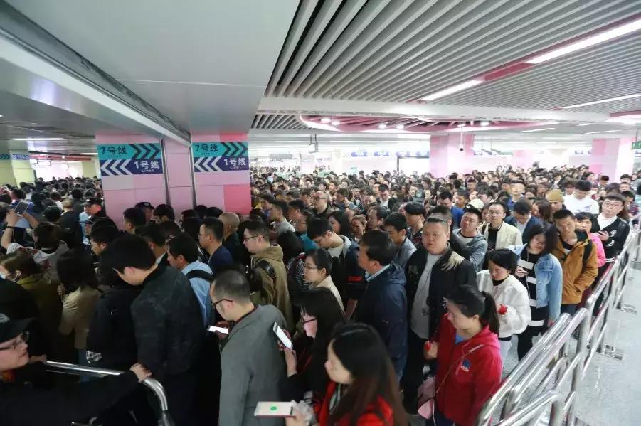 成都地铁新线，励志之旅，驶向未来之城